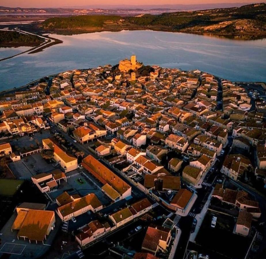 Gruissan Village La case à Bulles Extérieur photo